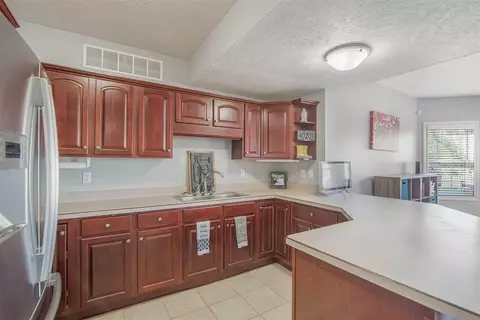 1105 Point N, Jackson, MI 49203 photo 28