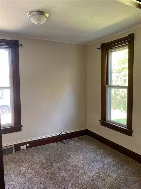 306 N Elm, Jackson, MI 49202 photo 12