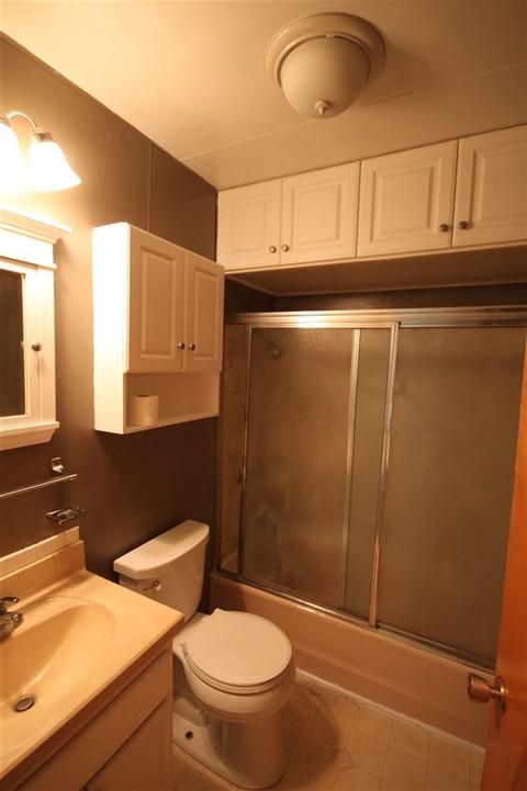 411 Falcon, Jackson, MI 49202 photo 20