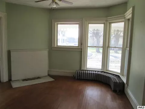 127 Maple St, Springport, MI 49284 photo 5