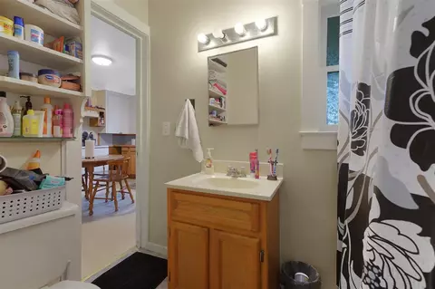 724 Edgewood, Jackson, MI 49202 photo 16