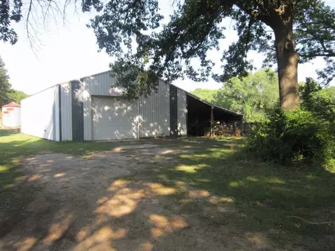1260 Munith Rd, Jackson, MI 49202 photo 1