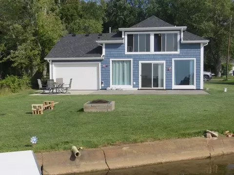 421 Edgewood Ave, Jackson, MI 49201 photo 3