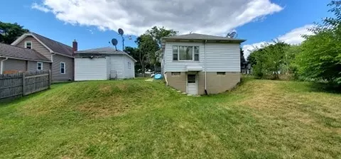 915 Backus St, Jackson, MI 49202 photo 5