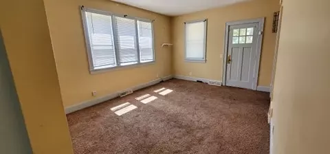 915 Backus St, Jackson, MI 49202 photo 11