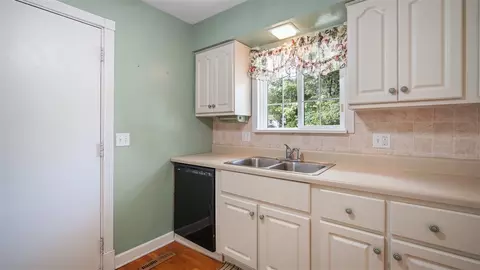 128 W Arbor Hts, Spring Arbor, MI 49283 photo 9
