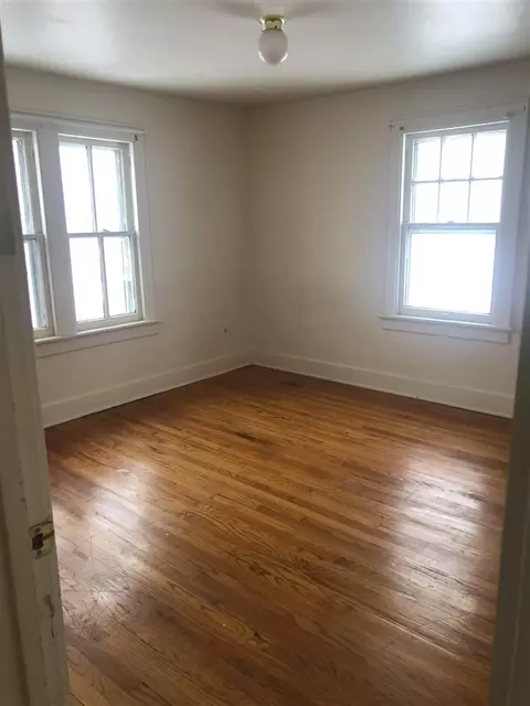 608 E Ganson, Jackson, MI 49201 photo 16