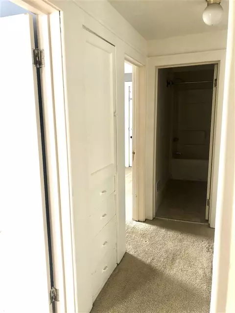 608 E Ganson, Jackson, MI 49201 photo 12