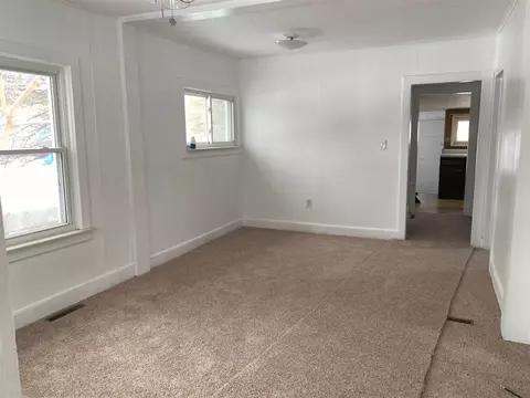 238 E Porter St, Jackson, MI 49202 photo 3