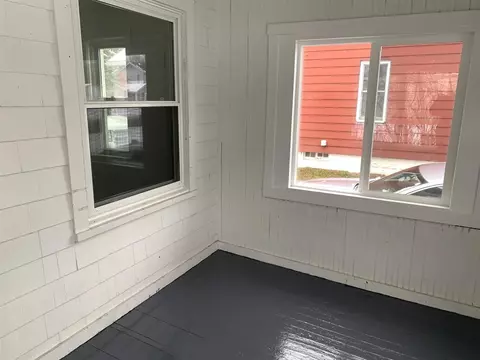 238 E Porter St, Jackson, MI 49202 photo 5