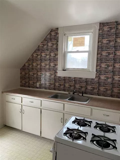 117 N Gorham, Jackson, MI 49202 photo 7