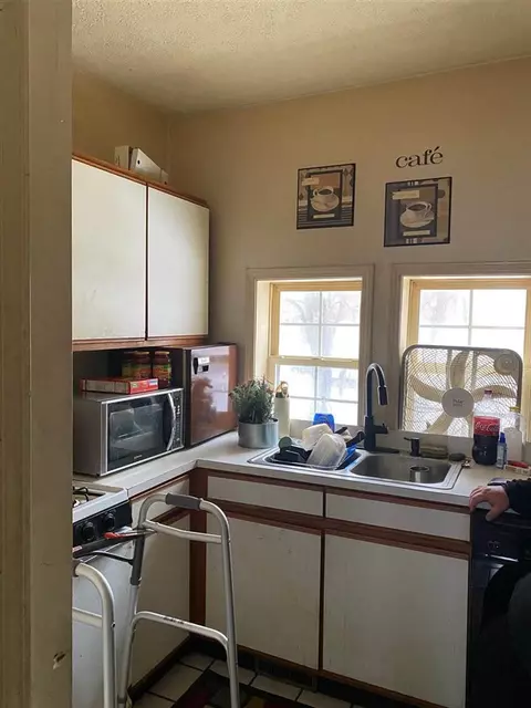 117 N Gorham, Jackson, MI 49202 photo 3