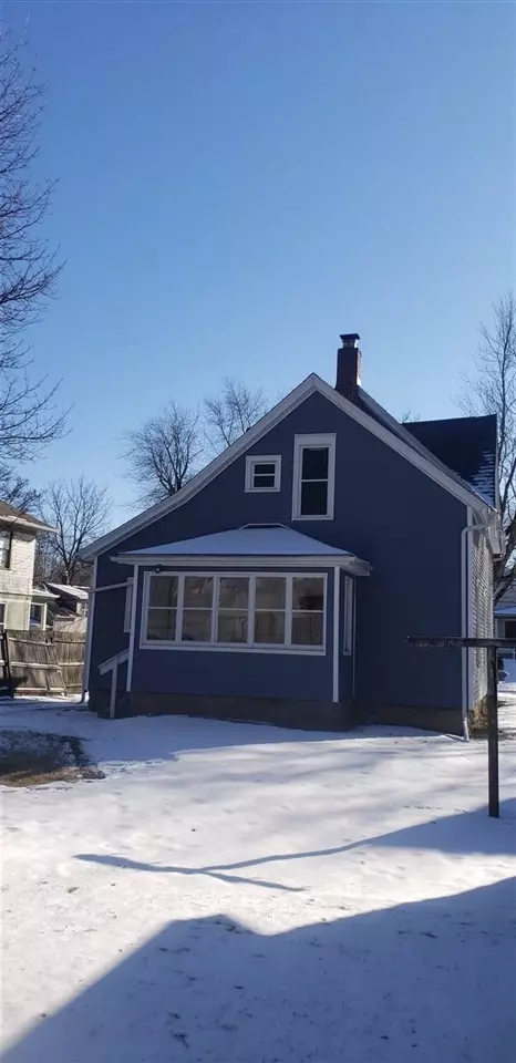 748 Randolph St, Jackson, MI 49203 photo 3