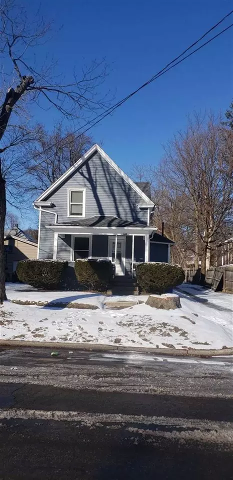 748 Randolph St, Jackson, MI 49203 photo 2