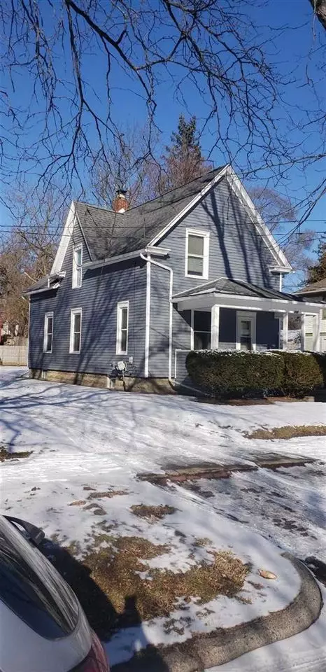 748 Randolph St, Jackson, MI 49203 photo 4