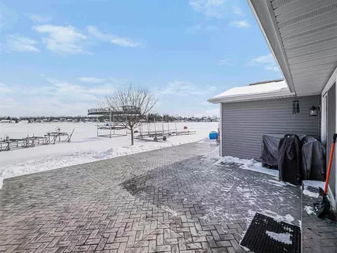 122 E Princess Dr, Brooklyn, MI 49230 photo 25