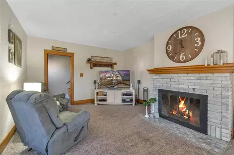 1202 Burr St, Jackson, MI 49201 photo 4