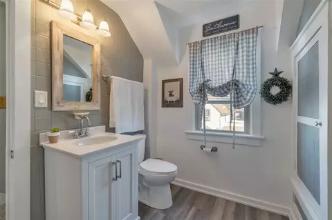 1202 Burr St, Jackson, MI 49201 photo 29