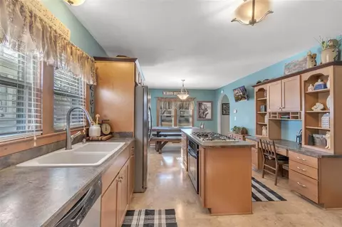 1202 Burr St, Jackson, MI 49201 photo 17