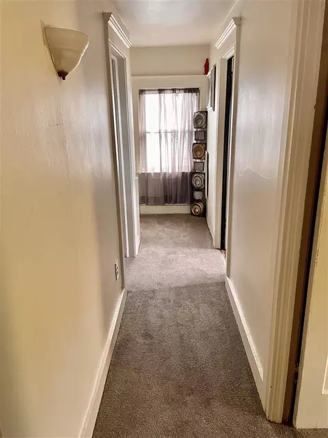 119 Arnold, Jackson, MI 49202 photo 13