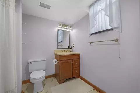 1910 Glen Dr, Jackson, MI 49203 photo 35