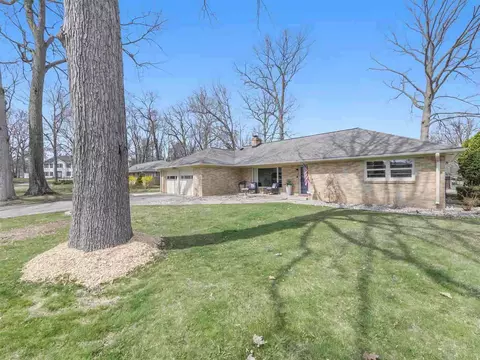 1986 Shoemaker Dr, Jackson, MI 49203 photo 3