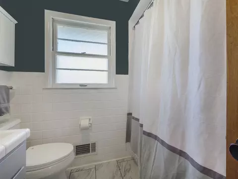 1986 Shoemaker Dr, Jackson, MI 49203 photo 17