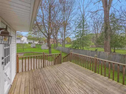 2000 Cascade Dr, Jackson, MI 49203 photo 23