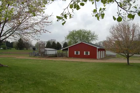 12875 King Rd, Concord, MI 49237 photo 2