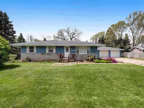 2006 Morris St, Jackson, MI 49202 photo 1