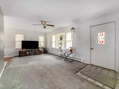 2006 Morris St, Jackson, MI 49202 photo 3