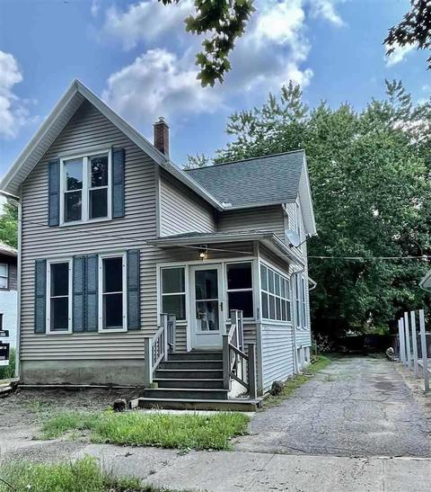 317 Carr St, Jackson, MI 49201 photo 1