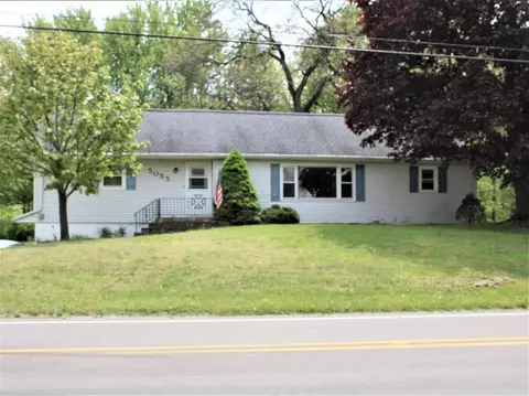 5055 Page Ave, Jackson, MI 49201 photo 1