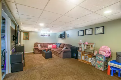 703 Leo, Jackson, MI 49203 photo 12