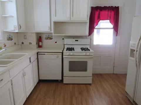 1516 Pringle St, Jackson, MI 49202 photo 9