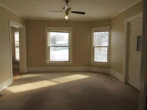1516 Pringle St, Jackson, MI 49202 photo 4