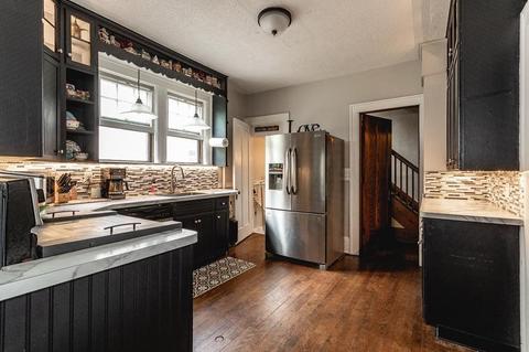 114 S Grinnell, Jackson, MI 49203 photo 4