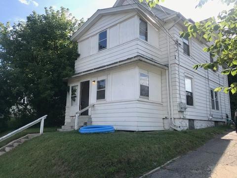 902 Orchard Pl, Jackson, MI 49203 photo 2