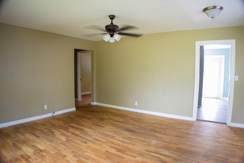 2409 Dawn, Jackson, MI 49203 photo 3