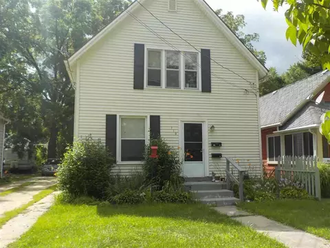 710 Edgewood, Jackson, MI 49202 photo 1