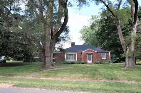 3201 Fairview Dr, Jackson, MI 49203 photo 1