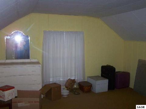 1010 E Oliver St, Owosso, MI 48867 photo 8