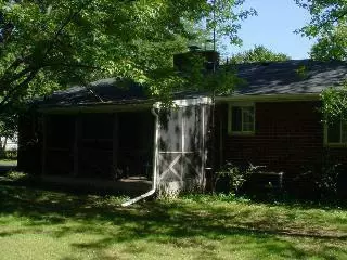 588 Riley, Dundee, MI 48131 photo 3