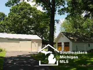 11347 Secor, Temperance, MI 48182 photo 5