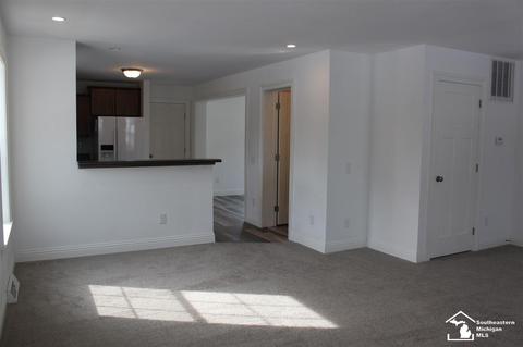 11100 Wahrman, Romulus, MI 48174 photo 8