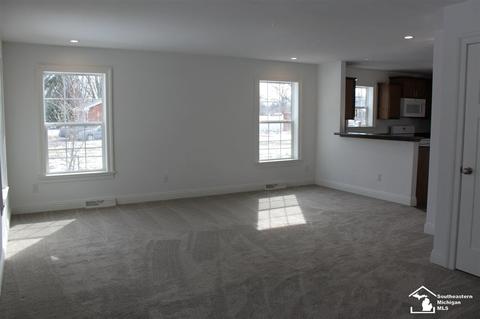 11100 Wahrman, Romulus, MI 48174 photo 6