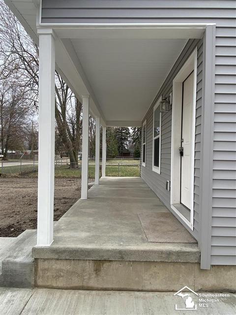 11100 Wahrman, Romulus, MI 48174 photo 3