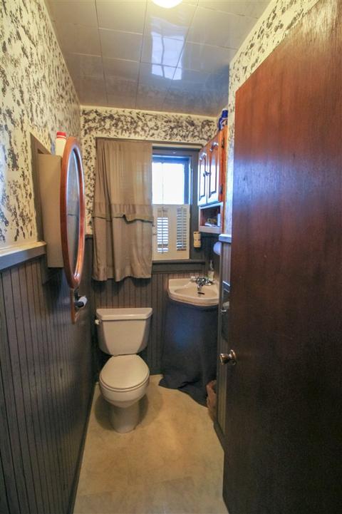 4366 W Pasadena Ave, Flint, MI 48504 photo 8