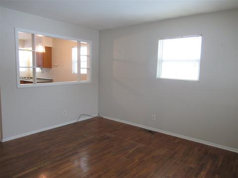 5338 Bangor Ave, Flushing, MI 48433 photo 8