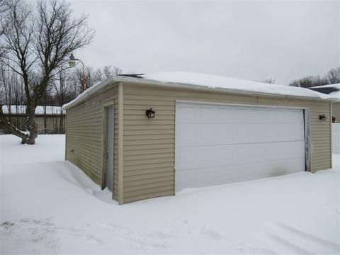 5338 Bangor Ave, Flushing, MI 48433 photo 2
